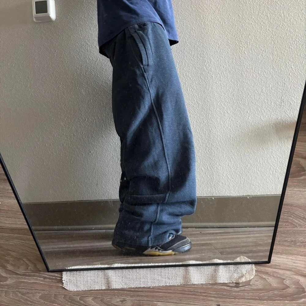 Vintage Y2K/2000s Baggy Navy Blue Starter Streetwear Essential Sweatpants!